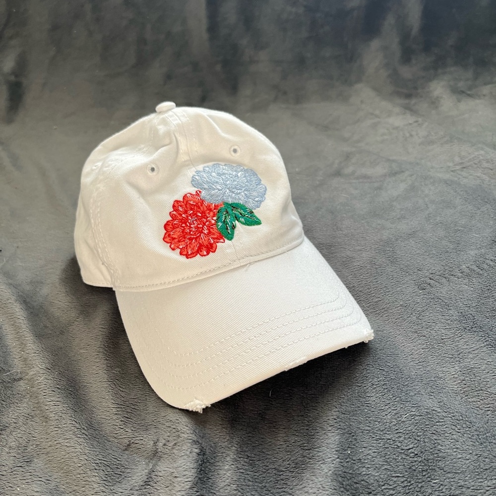 Floral hat from aerie